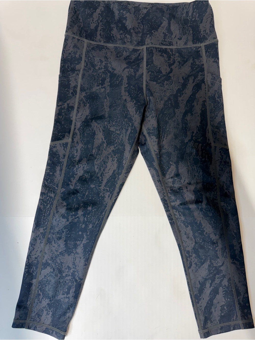 ZYIA Dark Navy Marble-Print Leggings w pockets